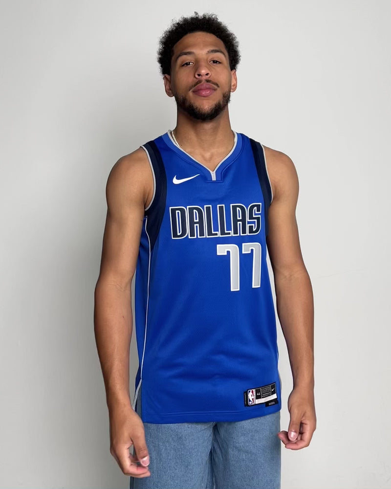 Nike DALLAS Mavericks ユニフォーム 77 DONČIĆ アイコンエディション